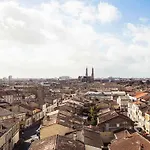 Ibis Budget Centre Bastide * Bordeaux