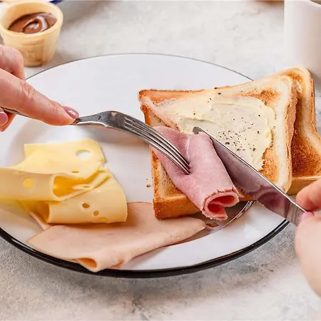 Ibis Budget Centre Bastide Bordeaux