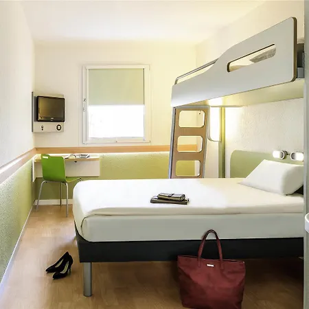 Ibis Budget Centre Bastide * Bordeaux