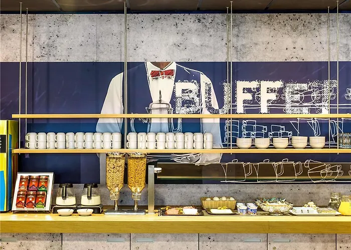 Ibis Budget Centre Bastide Bordeaux