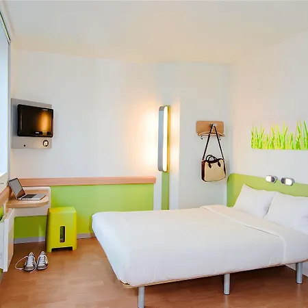 Ibis Budget Centre Bastide Hotel *